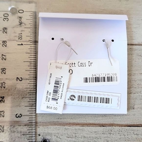 NWT KENDRA SCOTT CASS GRAY BANDED AGATE EARRINGS - Picture 4 of 5